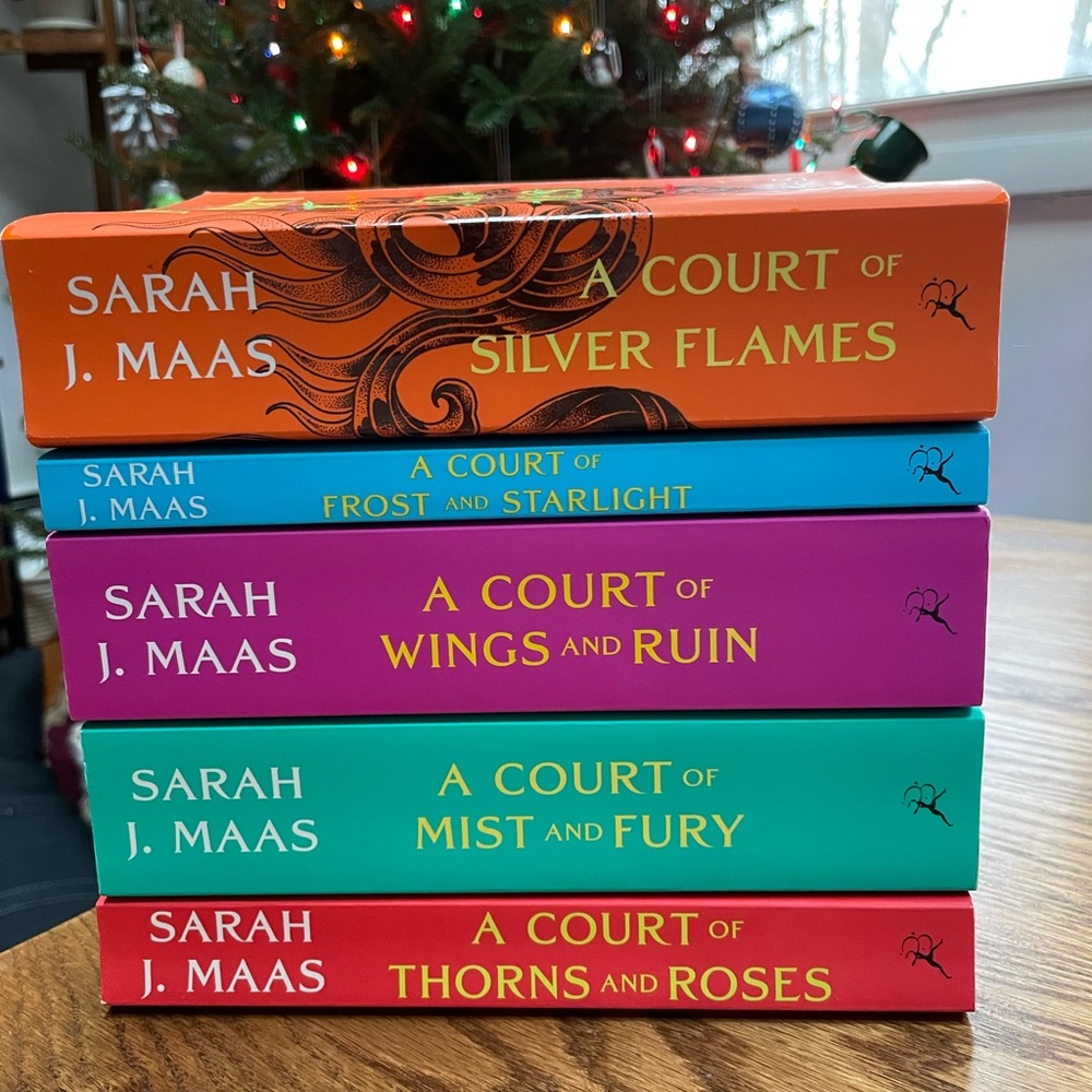 ACOTAR Series (paperback)